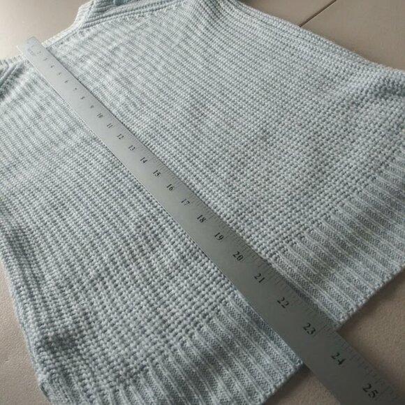 SO women's (juniors) size XS light blue sweater - Picture 10 of 13